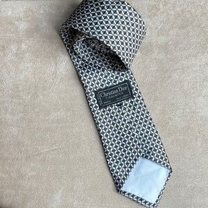 Dior Men's Black and White Tie